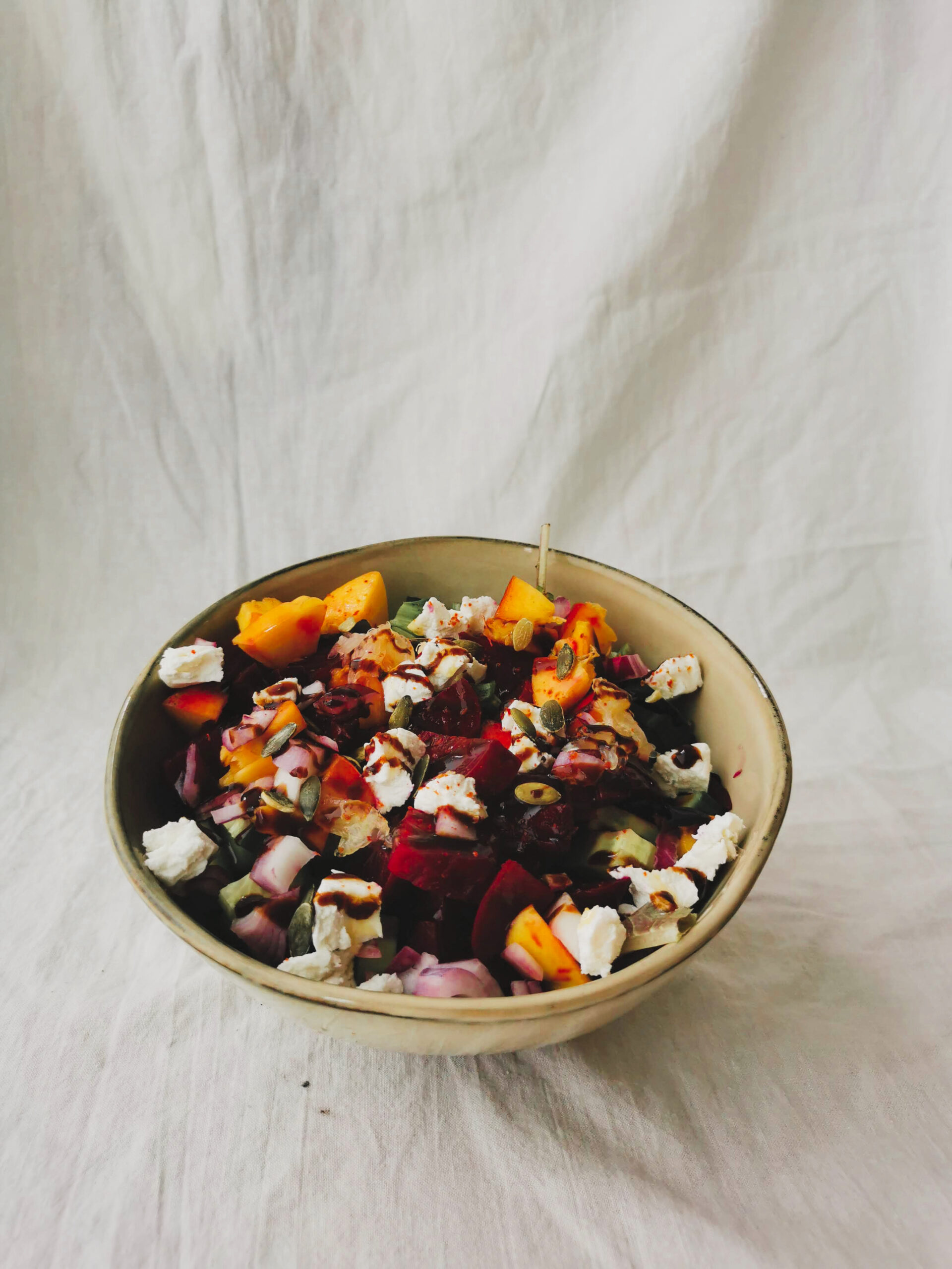 Lees meer over het artikel Quick healthy beet with goat cheese salad